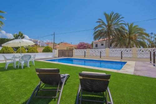 Villa Neus - Plusholidays - image 7