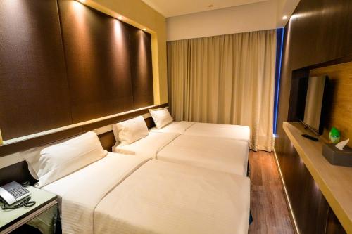盛世酒店 Epoch Hotel Room Type - Deluxe Triple Room