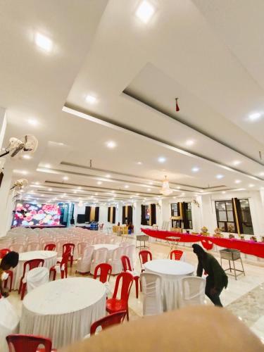 Banketu zāle, Hotel Celebration Green in Kandva