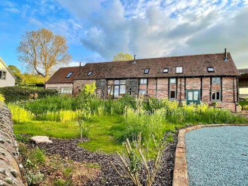 The Byre - Beautiful Contemporary Barn - Hot Tub