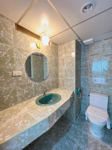 Upsea patong thumbnail 2