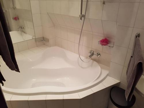 Cozy Apartment in the Middle of Bratislava, Bratislava (Foto 9)