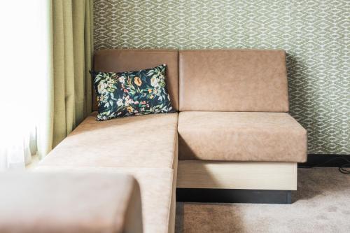 Comfort Double or Twin Room image 8