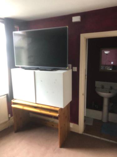 Room in town centre - Accommodation - Saint Helens
