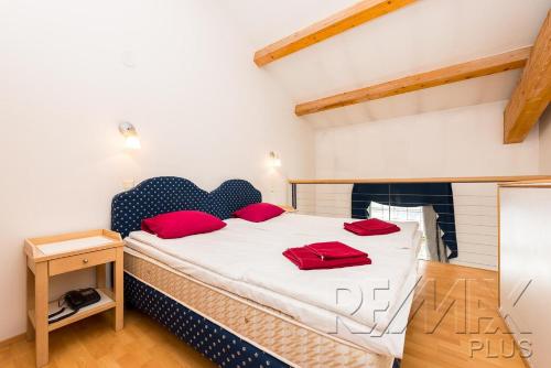 Nice loft near Old Town, Tallinn (photo 8)