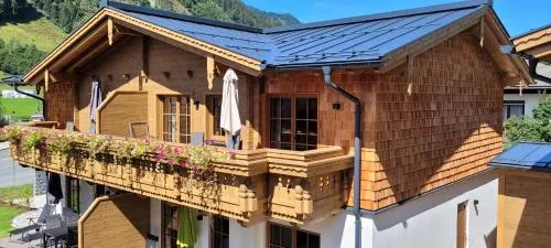 Hochalmbahnen Chalets 20W3, Alpenflieder, nahe Gondel, Hunde willkommen in Rauris, Österreich