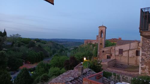 Dietro Le Mura in Colle di Val d' Elsa