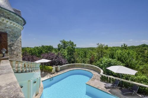 Beautiful Château with Private Pool near Cahors