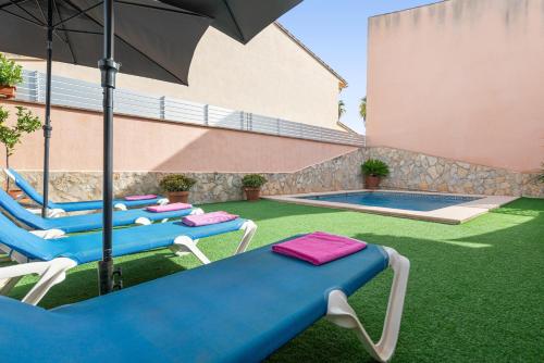Cas Barber - image 3