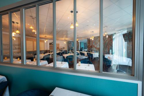 Étterem, Hotel & Restaurant des Remparts in Rochefort