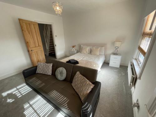 A lovely Three bedroom house in Windsor, Windsor (photo 7)