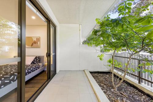 Lovely 1B apt near CBD