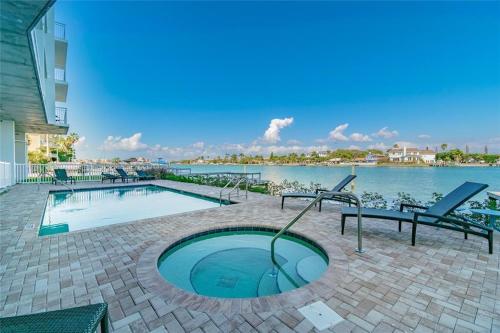 Oceana 305 East - St. Pete Beach, FL