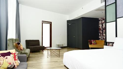 1 king bed