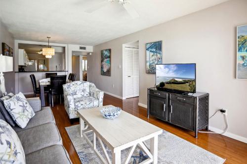 Lands End 5-303 Gulf-Bay Front in St Pete Beach, USA