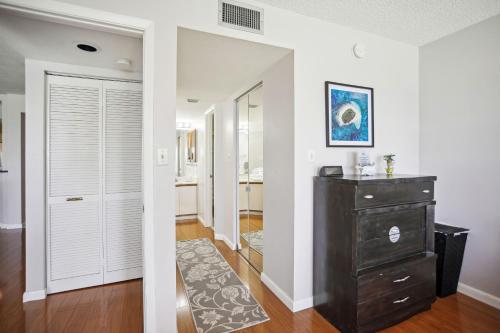 Land's End #303 building 5 - Gulf View - image 6