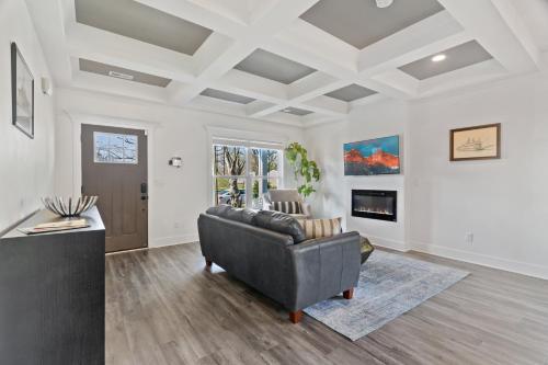 Newly renovated home near Derby in Jeffersonville, USA