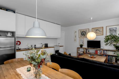 Modern & Cozy Apartment - Downtown Reykjavik, Рейкьявик (фото 4)