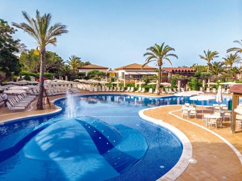 Zafiro Menorca, Cala en Bosch