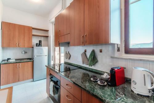 Apartment with Terrace image 9