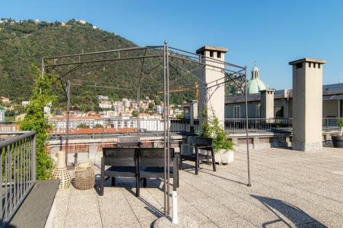 Apartment with Terrace image 8