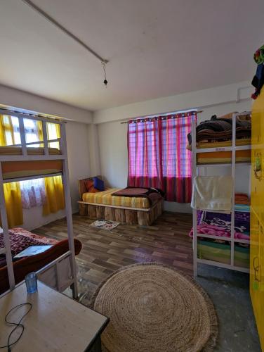 1 bunk bed