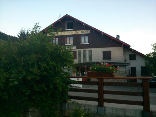 Hotel Au Feu De Bois - image 4