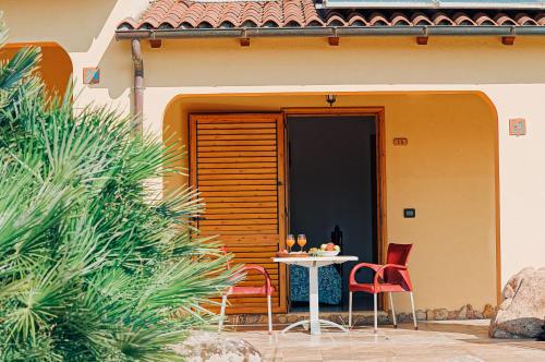  Agriturismo Rocce Bianche - Porticato in Arbus