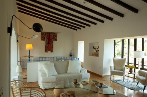  Casa Balandra: Experiential Guesthouse in Pòrtol