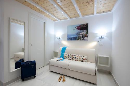 One-Bedroom House image 10
