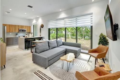 Fresco 2, Modern Design, Brand New Construction and Furniture in Miami, USA