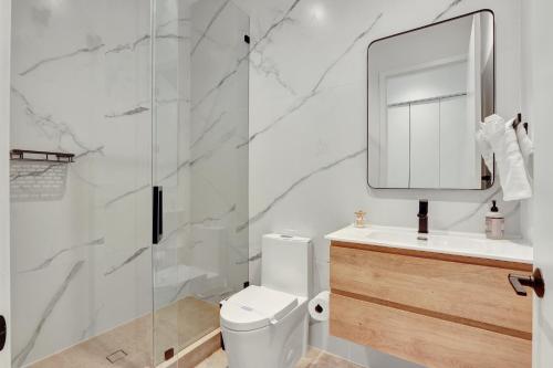 Fresco 2, Modern Design, Brand New Construction and Furniture in Miami, USA