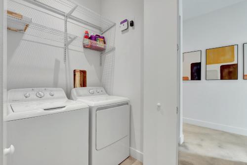 Fresco 2, Modern Design, Brand New Construction and Furniture in Miami, USA