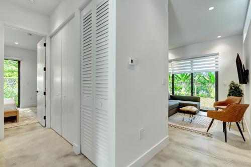 Fresco 2, Modern Design, Brand New Construction and Furniture in Miami, USA