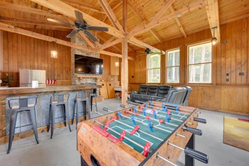 Milledgeville Home with Private Dock and Dock House! in Milledgeville, USA