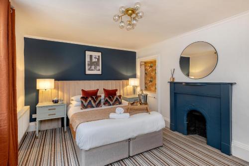 The Old Crescent Bakery - 4 Bedroom Residence in Bath by Mint Stays, Bath (photo 10)