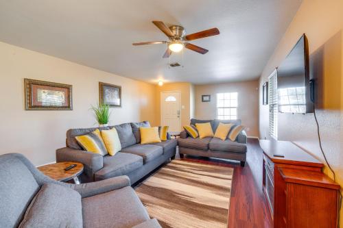 Fort Worth Vacation Rental 12 Mi to Downtown!