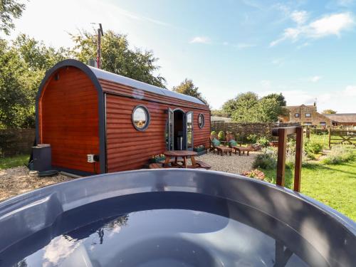 Buitenkant, The Happy Valley Pod in Salford