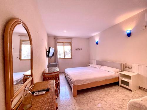 1 double bed