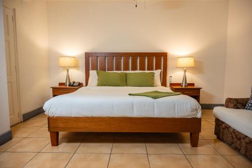Deluxe King Room room in Grand Coastal Hotel