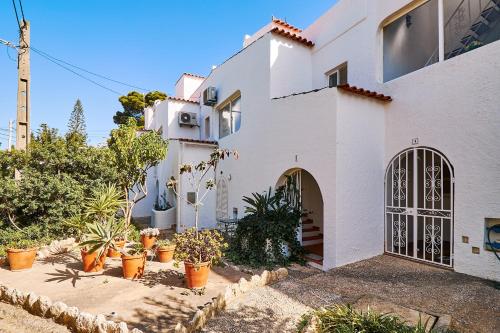 Exterior view, Buenos Momentos in Alfanzina