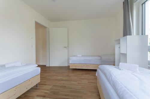 T&K Apartments - Bergisch Gladbach - 7 Comfortable Apartments - 20 min to Fair Messe Cologne