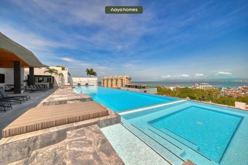 Amazing 2BR Apt with Private Balcony - Rooftop Pool