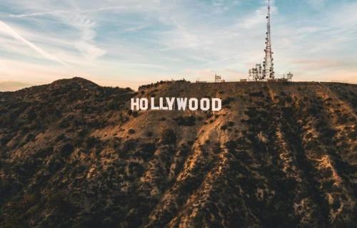 Level Hollywood - Tap to explore photos