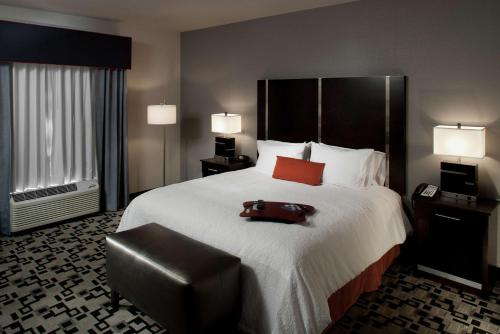 Hampton Inn and Suites Marksville - image 5