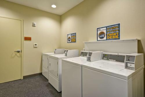 Home2 Suites By Hilton Opelika Auburn - image 9