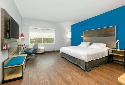 room detail thumbnail 0