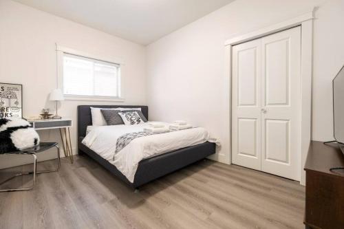 Si & Daniel Home Near YVR Airport & Skytrain Separate Entry Free Parking in Richmond, Canada