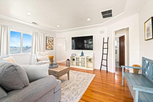 Delightful Pet-Friendly South Park Home in San Diego, USA