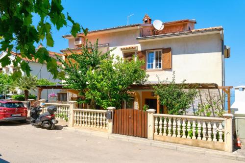 Apartments with a parking space Mali Losinj (Losinj) - 15201 in Mali Lošinj